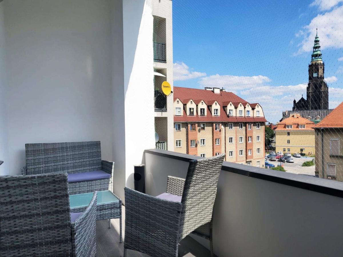 Centrum Apartament Stylowy Świdnica Kültér fotó